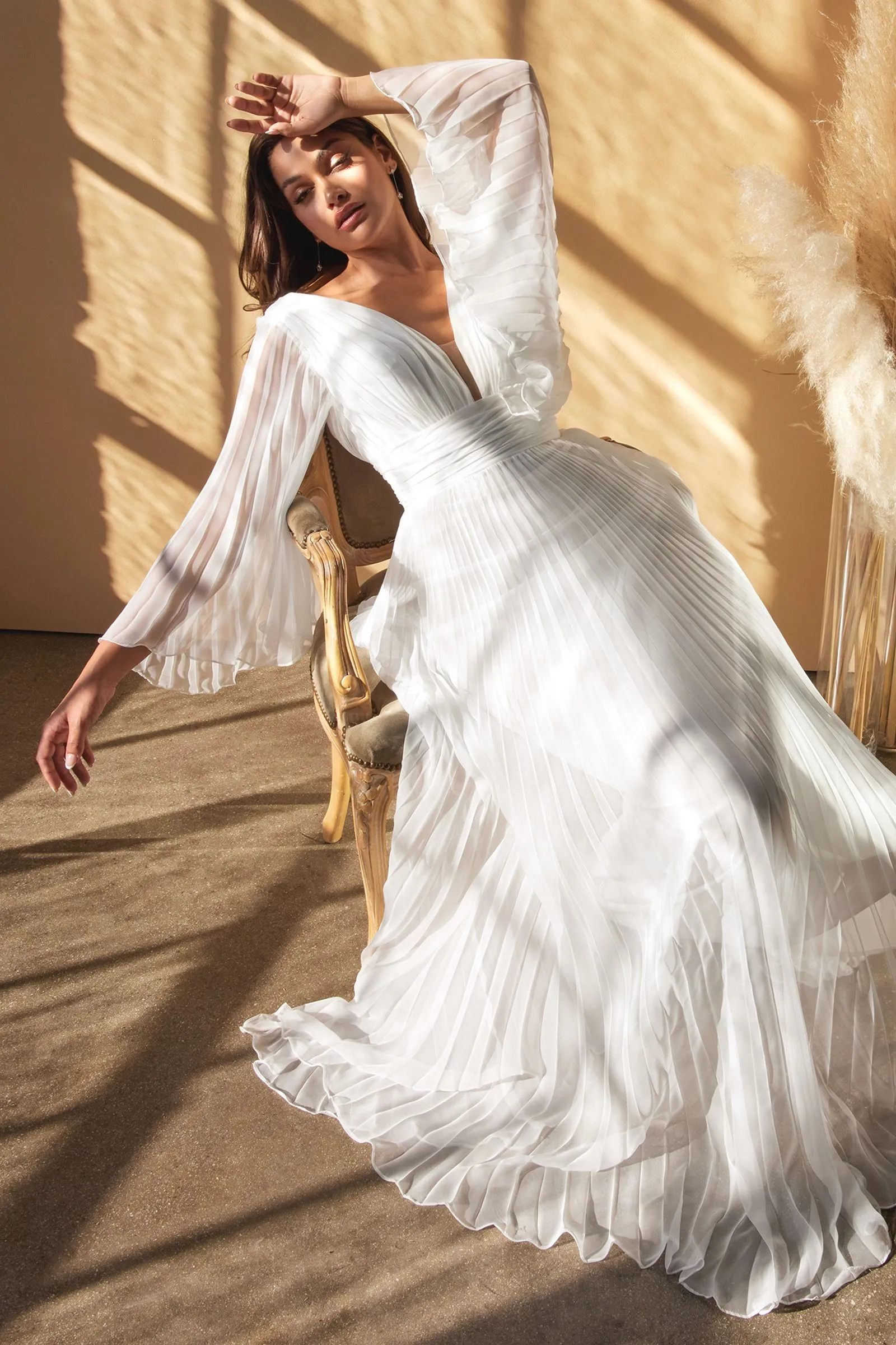 Elegant Pleated Chiffon Long-Sleeved Wedding Gown