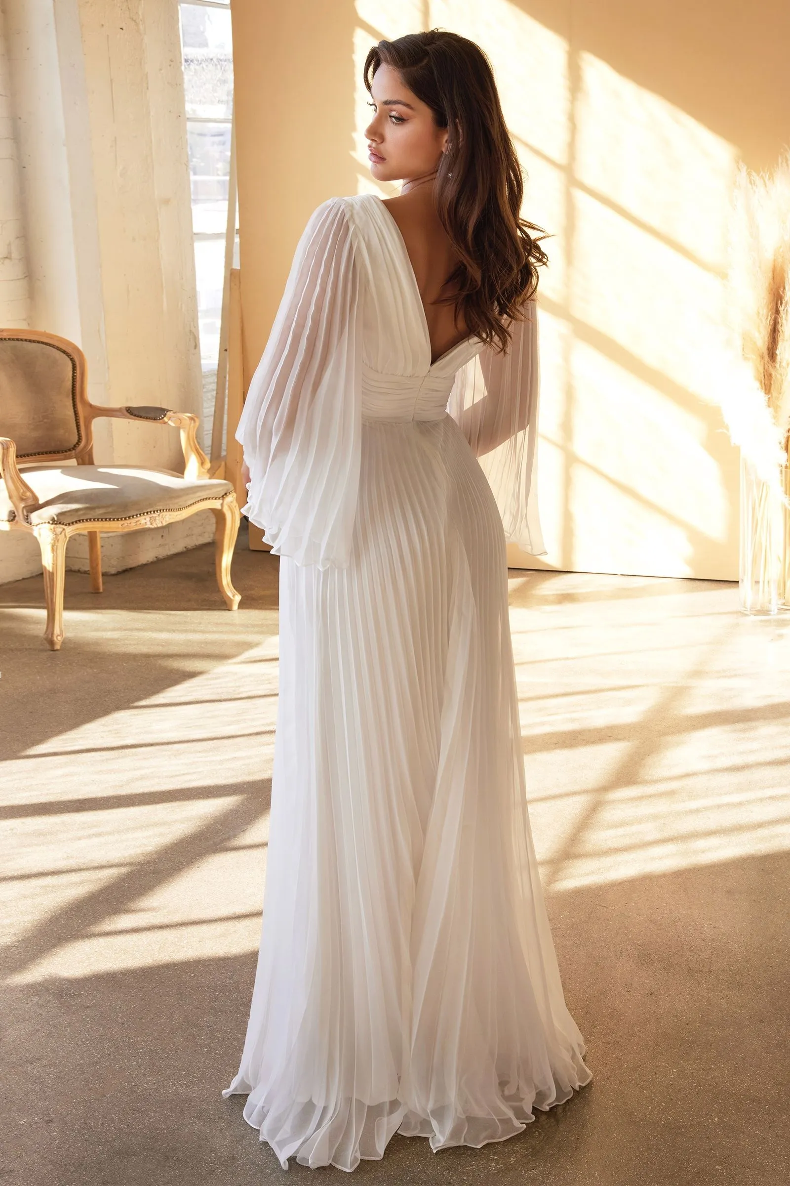 Elegant Pleated Chiffon Long-Sleeved Wedding Gown