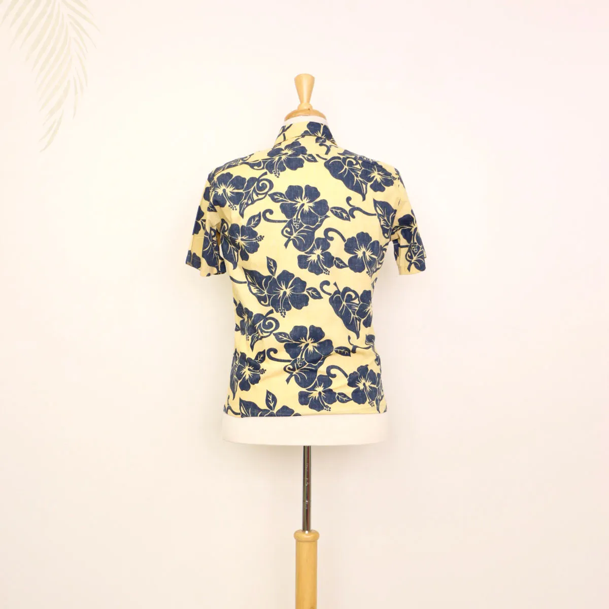 Hibiscus Slim Cut Aloha Shirt | Yellow & Navy