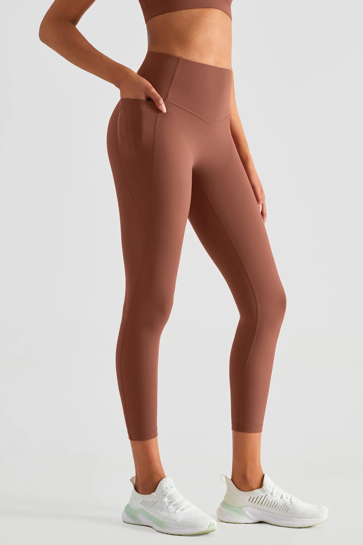 V-shaped Yoga Leggings with Pockets