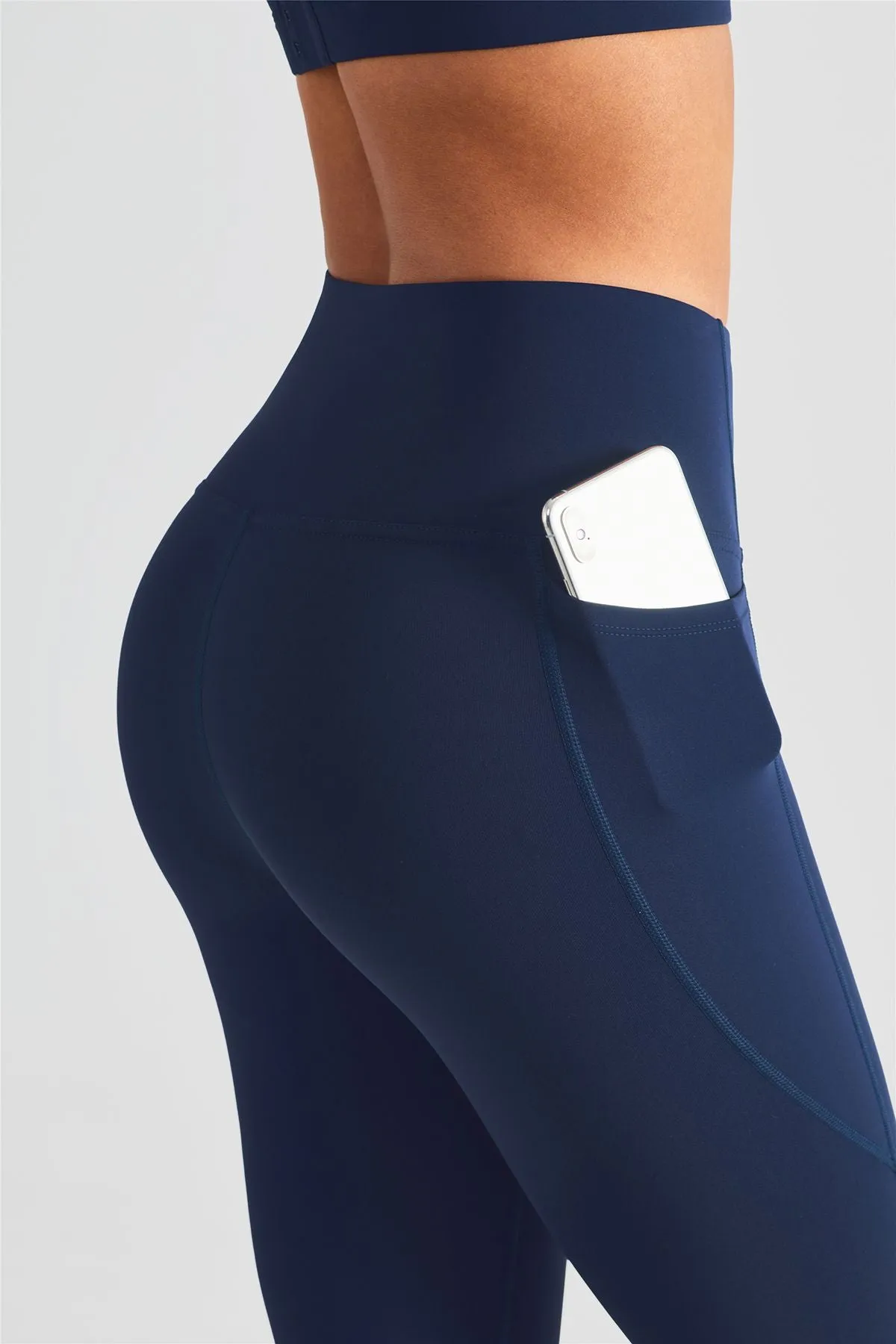 V-shaped Yoga Leggings with Pockets