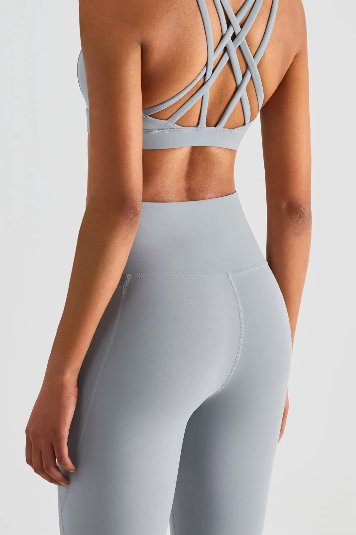 V-shaped Yoga Leggings with Pockets