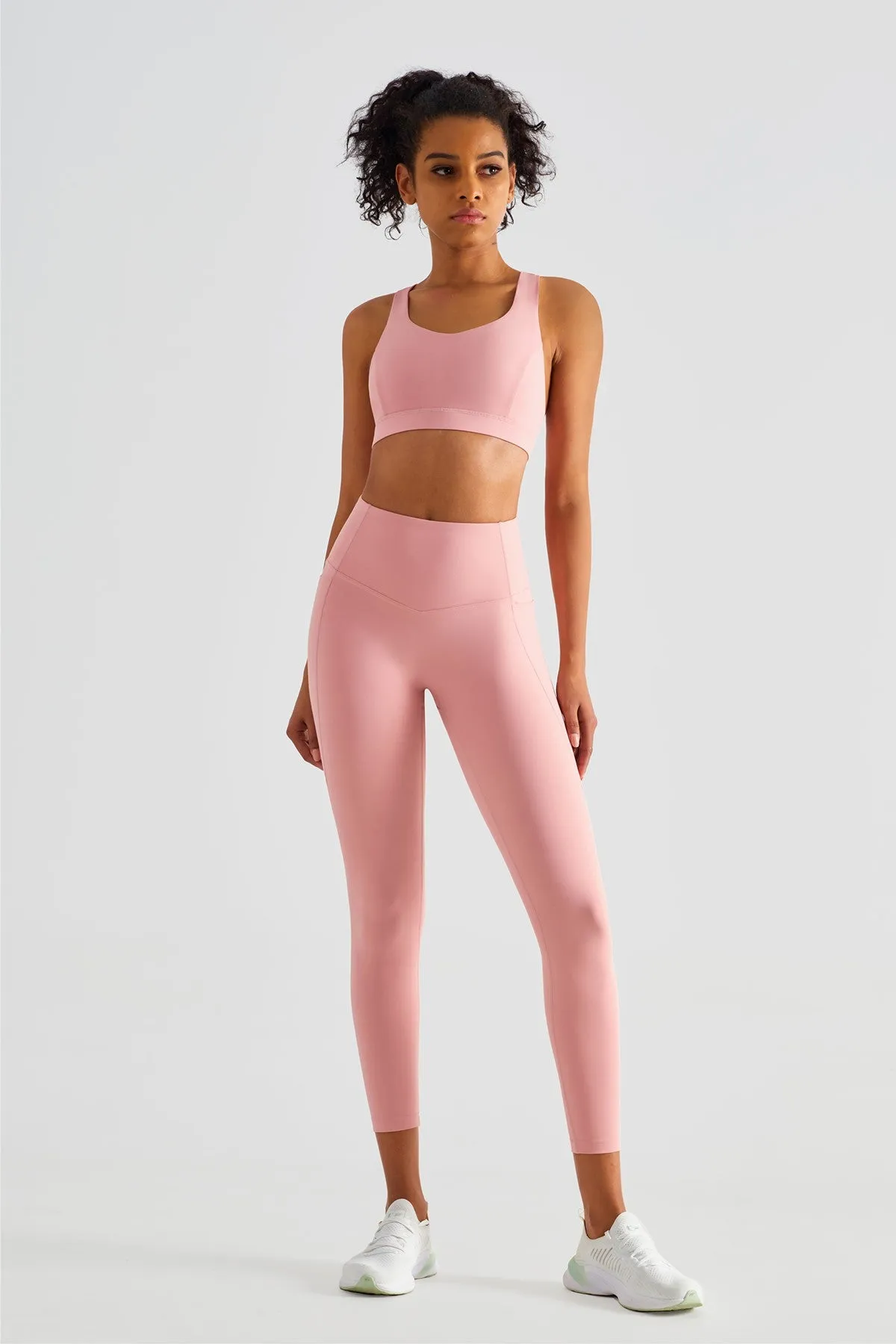 V-shaped Yoga Leggings with Pockets